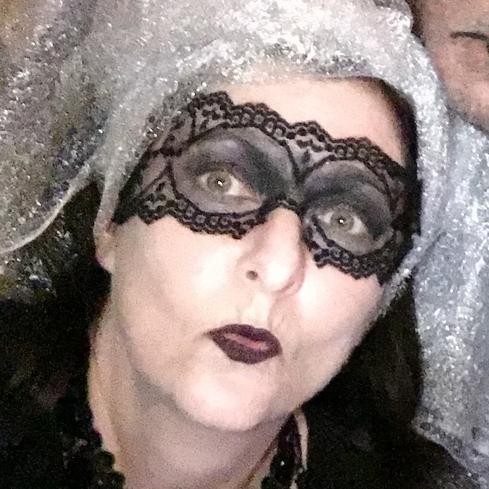 Meet your Posher, Alison